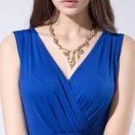 Golden Luxury Irregular Shape Statement Necklace Shining Crystal Decor Necklace for Women - Image 4
